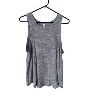 Daily Practice Tank Top Size Medium Waffle Knit Sleeveless Scoop Neck Gray Cozy